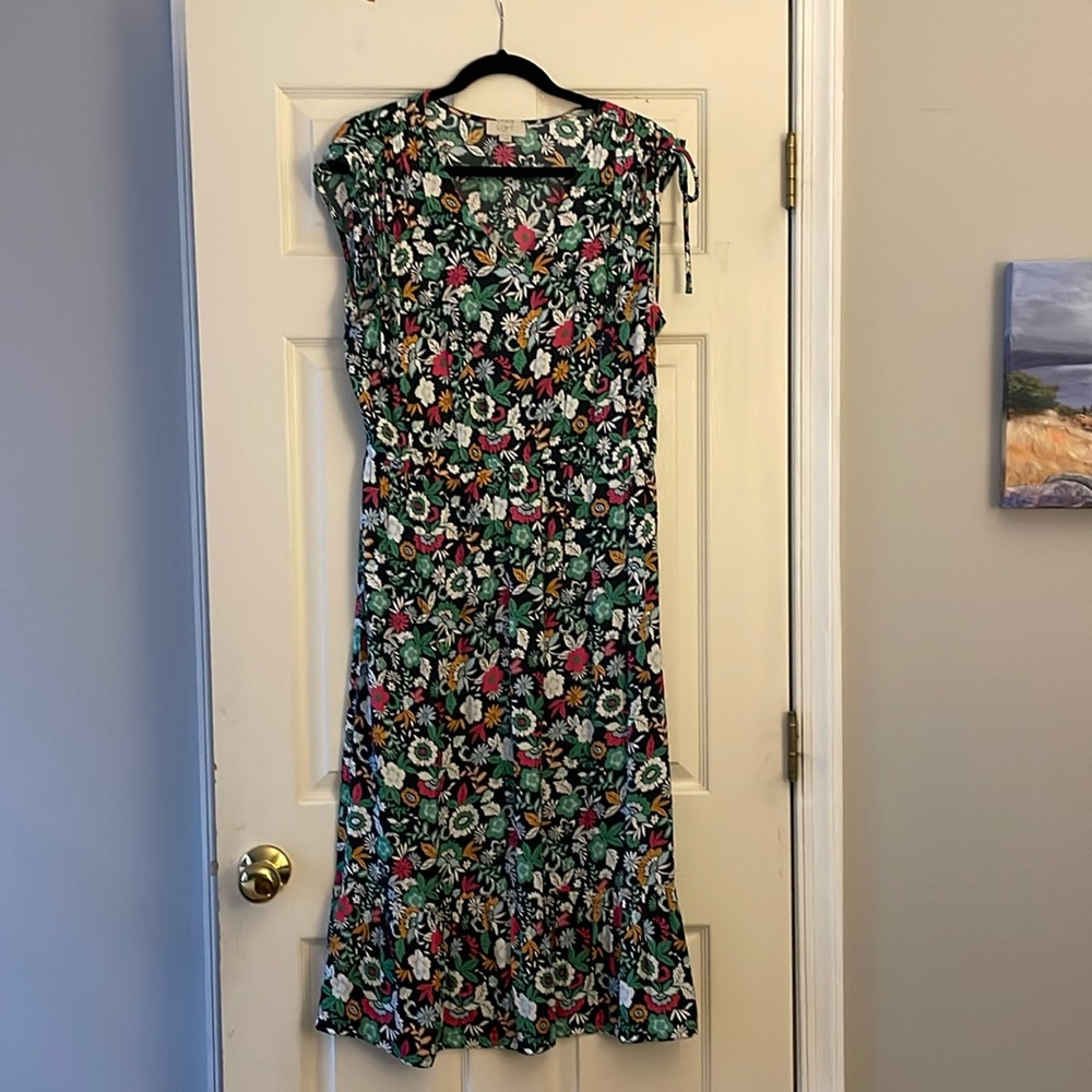 Loft satiny dress size L